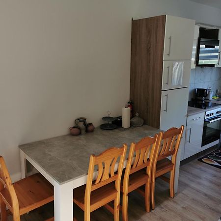 4-Zimmer-Wohnung Mit 6 Betten Bad Oeynhausen Bagian luar foto