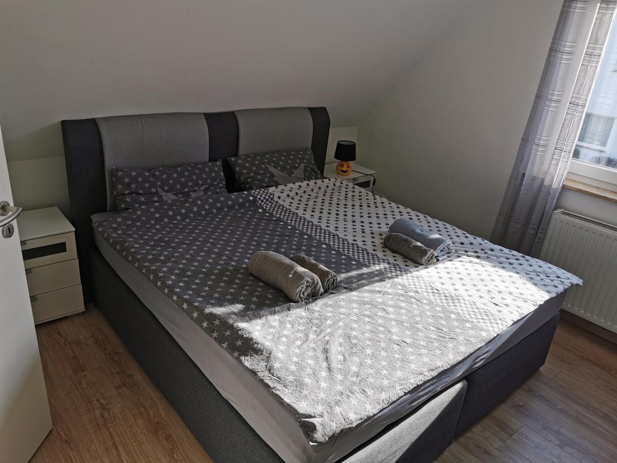 4-Zimmer-Wohnung Mit 6 Betten Bad Oeynhausen Bagian luar foto